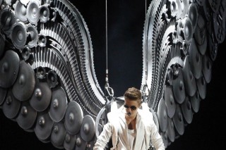 Justin Bieber (Justin Bieber, londoni koncert)