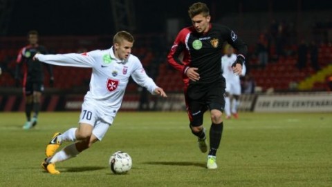 Kovács István  (kovács istván, )