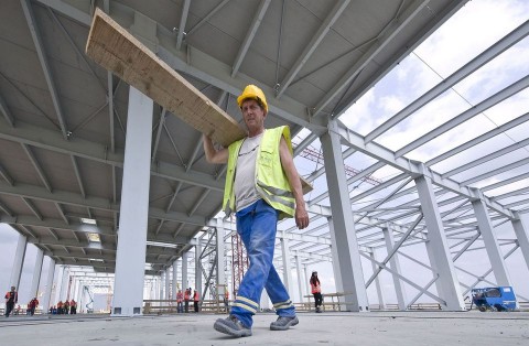 Mercedes gyár (mercedes, gyár)