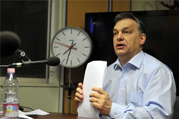 Orbán (orbán viktor a rádióban, )