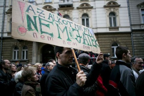 alkotmány (alkotmány)