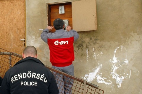 áramtolvajok (áramrazzia, e-on, )