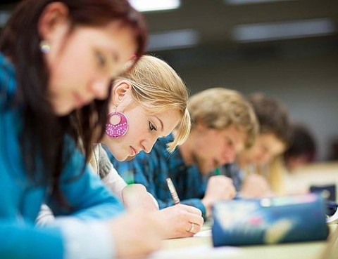 felsooktatas(210x140)(4).jpg (felsőoktatás)