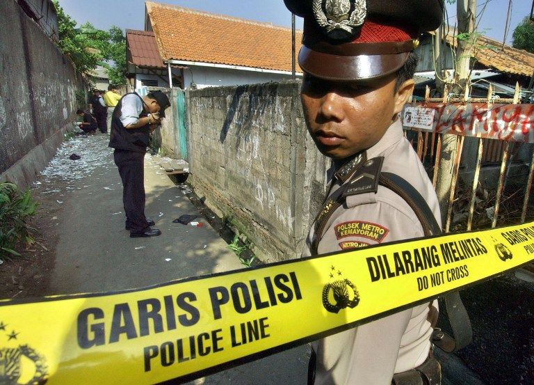 indonéz rendőrök (indonézia, rendőrség, )