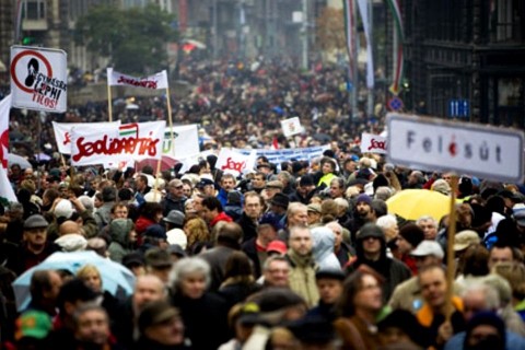 milla-tüntetés (milla-tüntetés, )