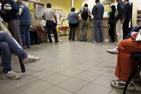 munkanélküli hivatal (munkanélküli hivatal, )
