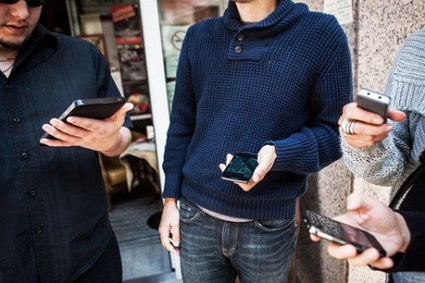 okostelefon (okostelefon, mobil, )