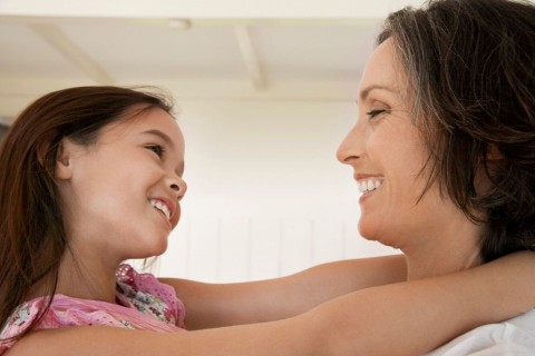 ölelés, anya,  (ölelés, )