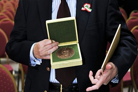 tancsics-dij(210x140)(1).jpg (táncsics-díj, )