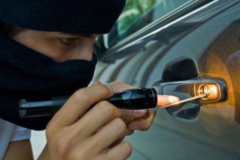 Autólopás (autólopás)