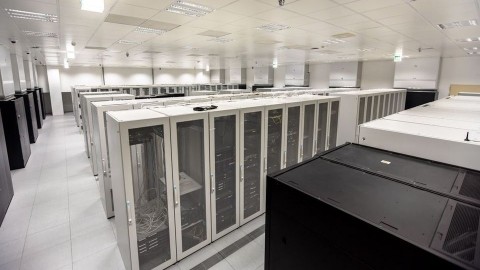 Invitel DataCenter (szerver, szerverpark, szerverközpont, adatközpont, datacenter, invitel, )