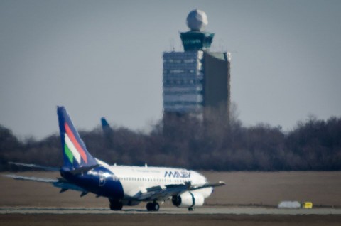 Malev(210x140)(7).jpg (Malév)