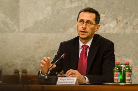 Matolcsy-meghallgatas-Varga-Mihaly(1)(210x140)(1).jpg (Matolcsy-meghallgatás)