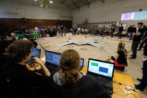 Robotok versenye Szegeden (Robotok versenye Szegeden)