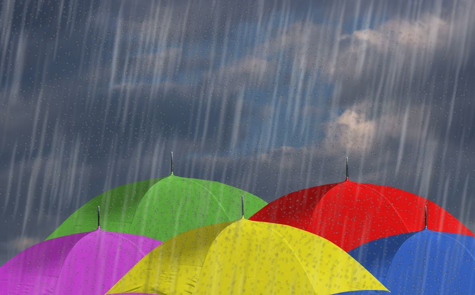 esernyők (esernyő, eső, esős)