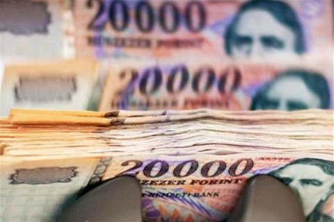 huszezer-forint(1)(1)(960x640).jpg (forint, húszezer, húszezer forint, )
