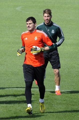 iker casillas (iker casillas, )