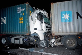 kamionbaleset(1)(210x140)(1).jpg (kamionbaleset, ingyenes, )