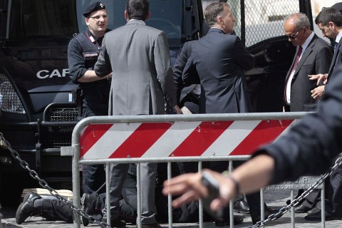 lövöldözés rómában (lövöldözés rómában)