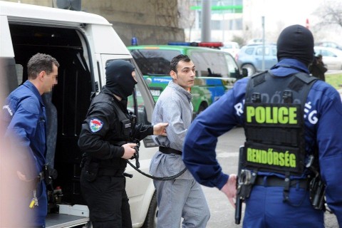 p(1)(960x640).jpg (p. lászló)