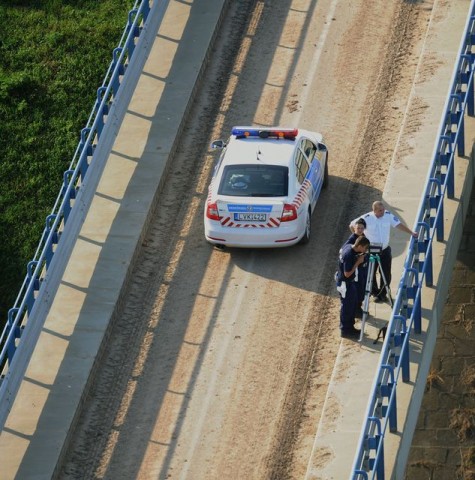 trafipax (sebességmérés, sebességmérő, trafipax, gyorshajtó, )