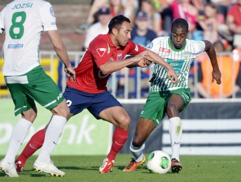 Arturo Alvarez (arturo alvarez, )