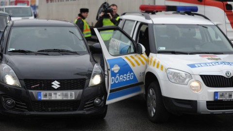 Dunaharaszti-autotolvaj(210x140)(1).jpg (autótolvaj, rendőrség, dunaharaszti, )