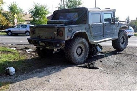Hummeres-baleset(1)(960x640)(1).jpg (hummer, ingyenes, )
