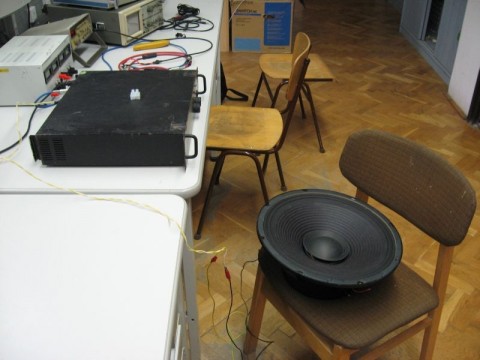 Innovacio-fodijas-hangszoro(1)(210x140)(1).jpg (hangszó)