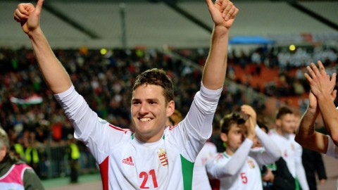 Korcsmár Zsolt (korcsmár zsolt, )