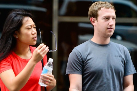 Mark-Zuckerberg-(5)(210x140)(1).jpg (Mark Zuckerberg )