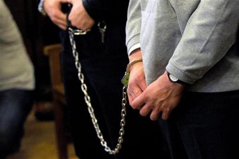 S(960x640).jpg (s. ábel, egyetemista, ámokfutás, mészárlás, )