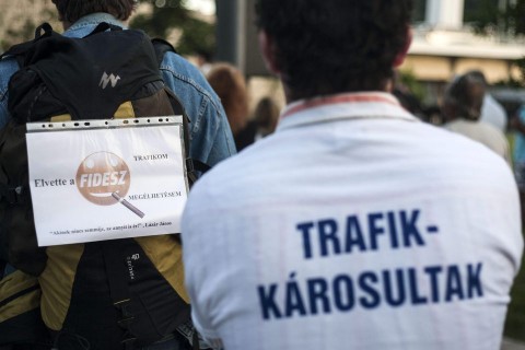 Trafikosok demonstrációja (trafiktörvény, trafikmutyi, )
