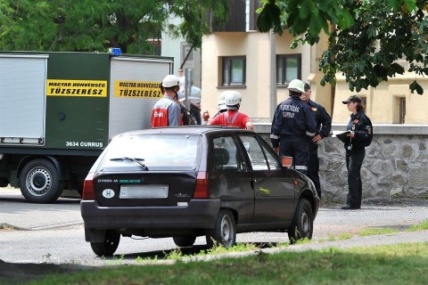 Tuzszereszek(960x640)(1).jpg (tűzszerészek, )