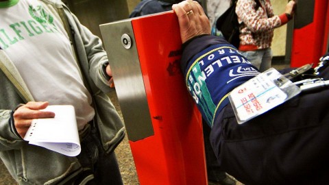 bkv-ellenor(210x140)(5).jpg (bkv, ellenőr, TNOR)