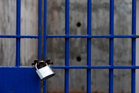 borton-lakat(210x140)(4).jpg (börtönrács, )