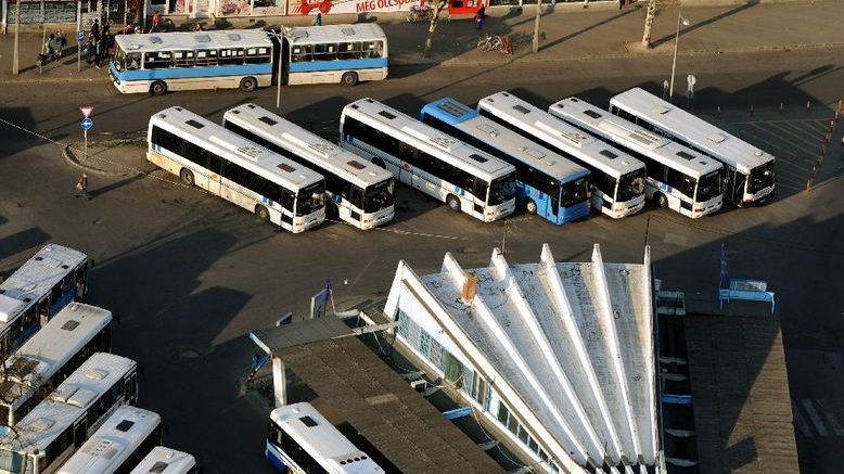 buszpályaudvar (busz, autóbusz, buszpályaudvar, pályaudvar, szeged, volán, tisza volán, )
