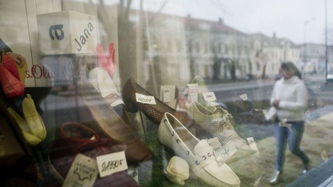 cipőbolt (cipőbolt)