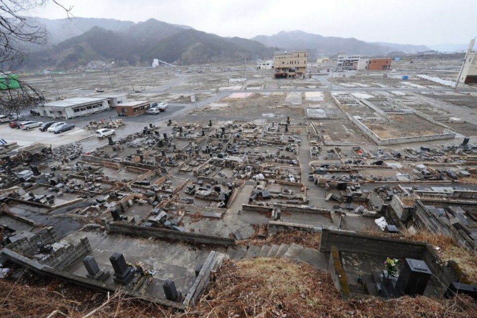 cunami-pusztítás (cunami, japán, )