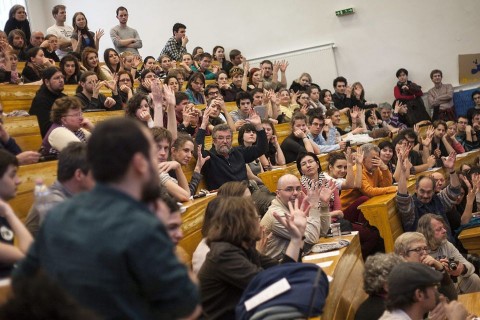 egyetemistak(210x140)(1).jpg (egyetemisták, )