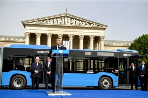 mercedes citaro busz, orbán viktor (mercedes citaro, )