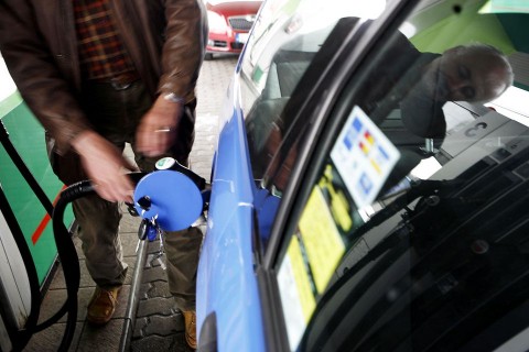 tankolas(960x640)(1).jpg (tankolás)