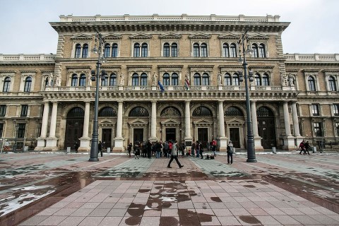 Corvinus-(210x140)(1).jpg (Corvinus)