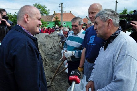 Hende Szigetköz (Hende Szigetköz)