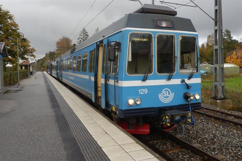 Sved-vonat(960x640).jpg (stockholm, vasút, hév, )