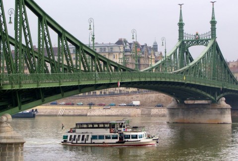 Szabadság híd (szabadság híd, )