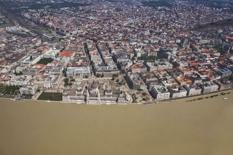 budapest árvíz idején (budapest, árvíz)