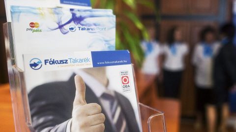 fókusztakarék (fókusztakarék)