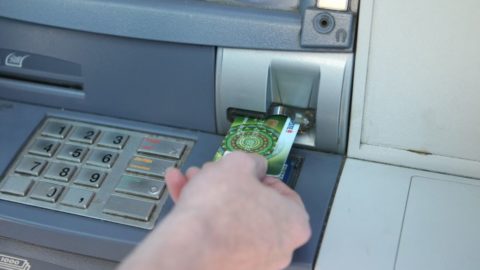 keszpenzfelvetel(210x140)(4).jpg (bankautomata, )