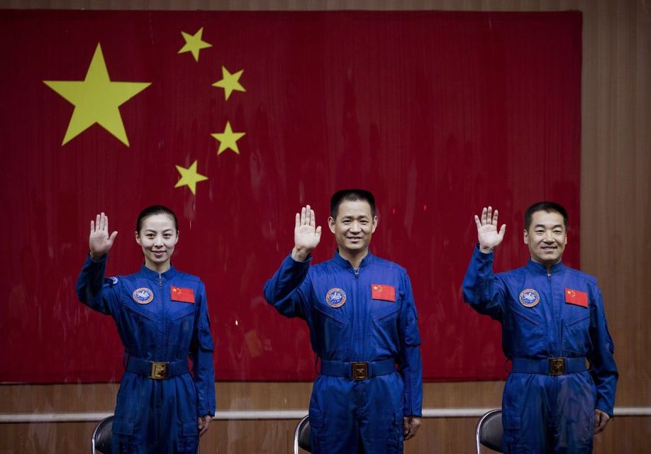 kínai űrhajósok (kína, űrhajó, sencsou-10, )